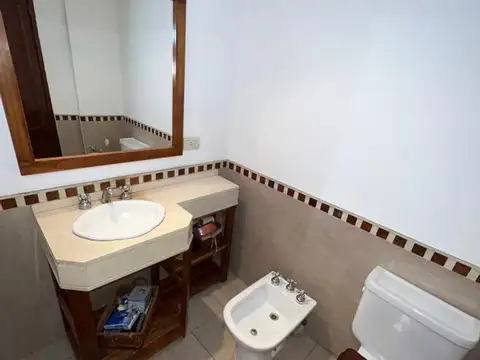 Casa en venta muy buena zona Boulogne.