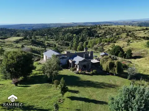 CASA DE CAMPO EN ATOS PAMPA + FRACCIÓN