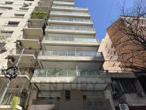 Paunero 2700, Piso 1