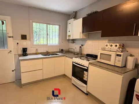 Casa 4 ambientes con 1 baño
