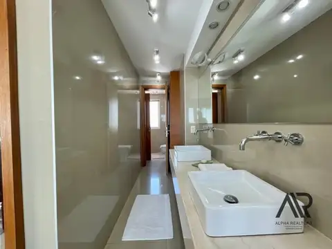 Departamento en Alquiler de 5 dormitorios