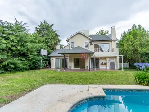 Casa  en Venta en Barrio Cerrado Bermudas, Pilar, G.B.A. Zona Norte