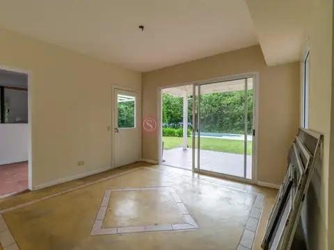 Casa 7 ambientes con 4 baños