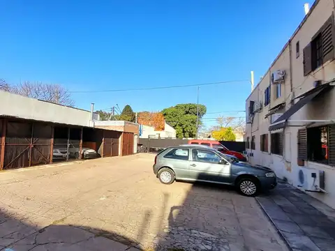 Oficina 3 ambientes con 1 baño