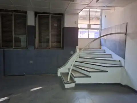 1100 M2 LOCAL- OFICINAS - BOLIVAR 1564 SAN TELMO