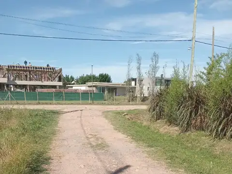 Terreno en Venta 20  mts Fondo