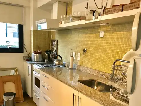Maipu 564 , Piso 2
