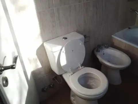 Departamento en Venta en Ezpeleta Oeste, USD 130.000