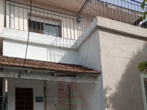 Depto Tipo Casa en Venta de 7 ambientes