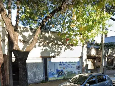Terreno en Venta en Parque Avellaneda, USD 275.000