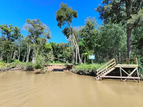 Rio o Arroyo Paicarabi 12 HA 180 mts de frente s/n