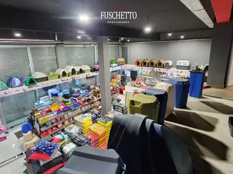 Local en Venta Via Púb.