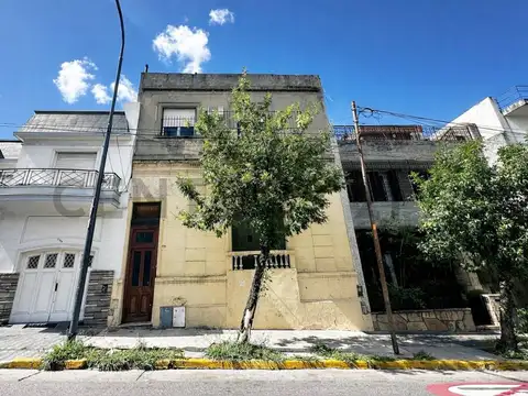 Av Juan de Garay 2700, Piso 0