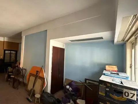 Casa Coronel Thorne 804. Esq. Olavarría V. MADERO