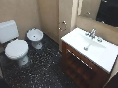 Oficina - Alquiler - Argentina, La Matanza - peru 2518