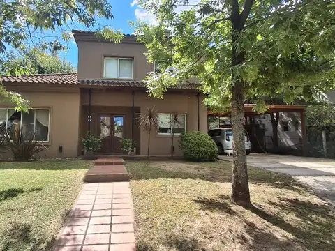 Casa en Venta de 4 dormitorios