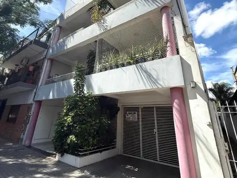 Oportunidad Cochera semicubierta CABA- Villa Pueyrredon