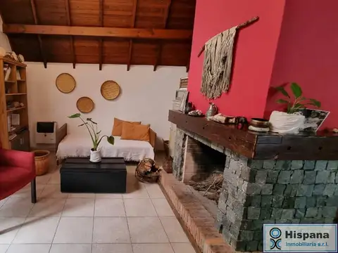 Casa 5 ambientes con 2 baños