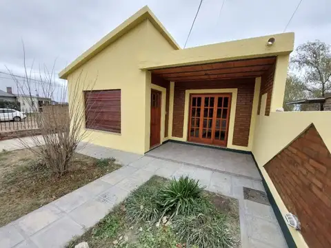 Casa Maipu  706,  Eduardo Castex