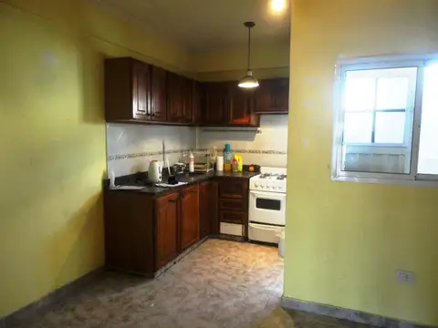 Casa en Alquiler con 1 cochera