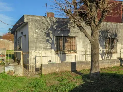 Gauchos De Güemes 2400