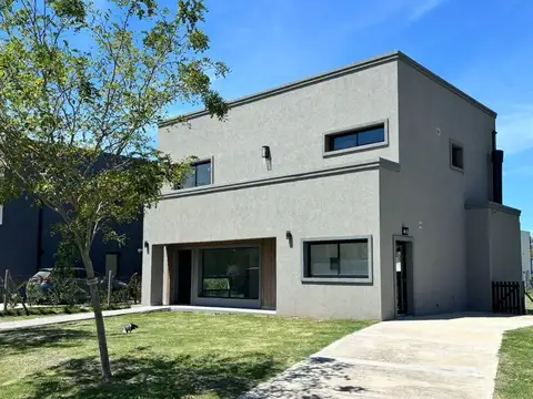 Casa en Alquiler en San Pablo, USD 1.600