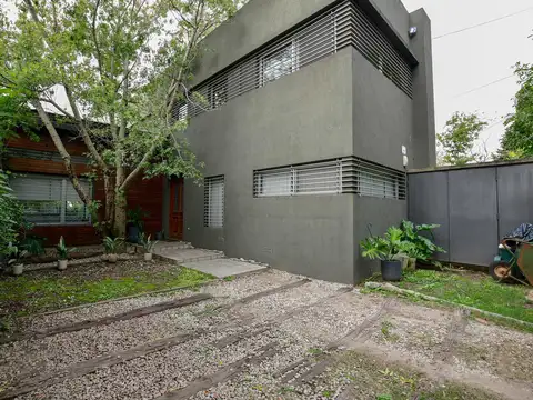Casa en Venta en Villa Elisa [Cod: 161-2318]