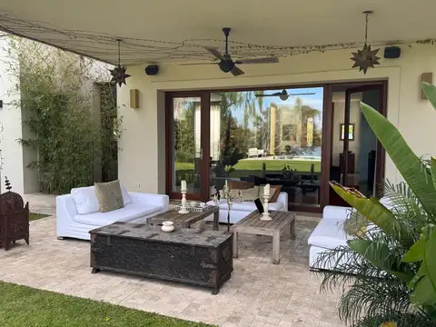 Casa en Alquiler en Santa María del Tigre, USD 10.000