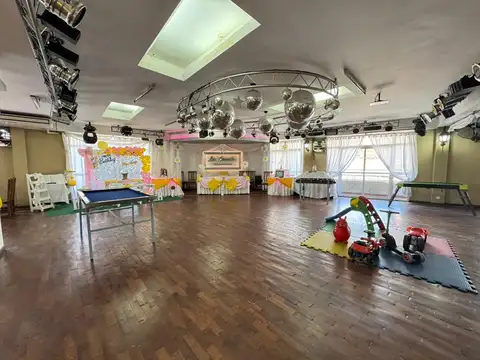 Salon