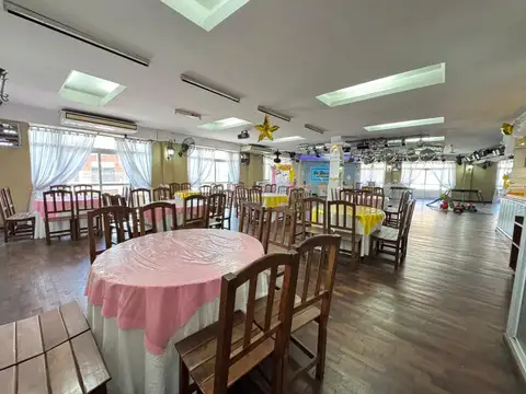 Salon