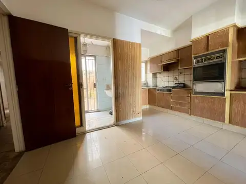 Avenida Escalada 1000