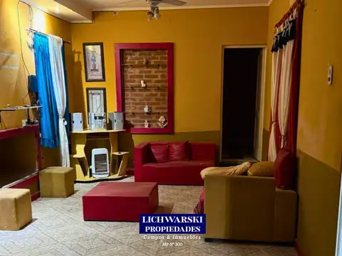 Casa en Venta con 1 cochera
