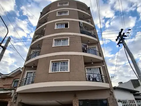 Local en Venta Via Pública