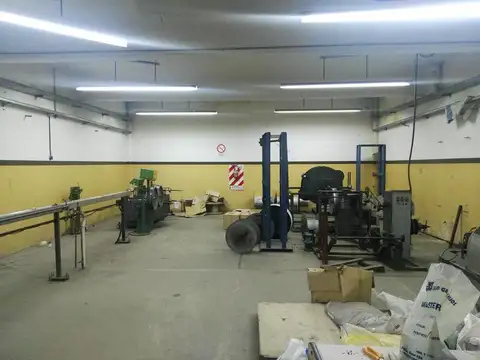 Nave Industrial - V.Lynch - ALQUILADO