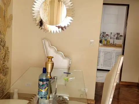 Presidente Luis Sáenz Peña 200, Piso 7