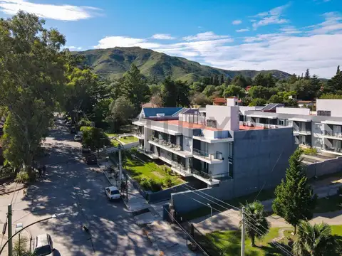 Oportunidad en La Falda: Dpto a estrenar con patio y amenities - listo para Escriturar.