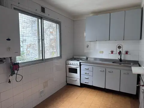 Departamento en Venta en Parque Centenario, USD 129.900