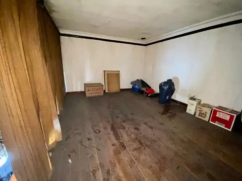 Venta PH 3 amb planta baja Barracas. Para reciclar