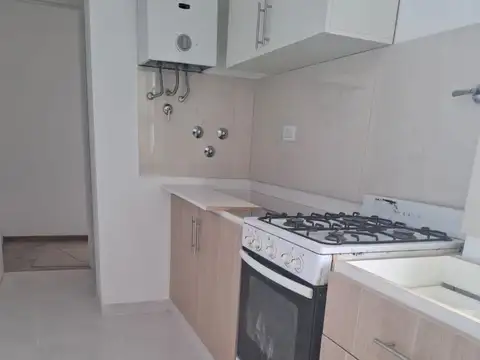 Departamento en Alquiler en Quilmes, $ 800.000