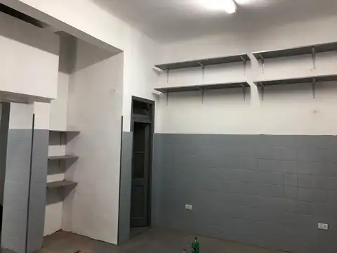 VENTA LOCAL COMERCIAL  EN ESQUINA
