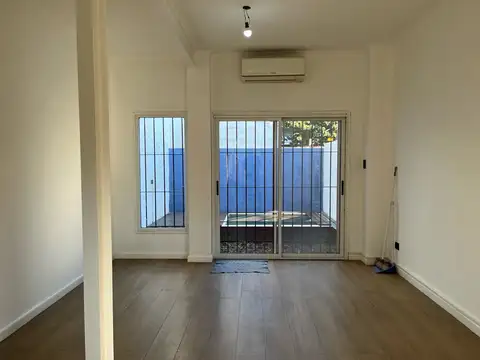 Depto Tipo Casa en Alquiler en Martínez Fleming / Panamericana, $ 1.750.000