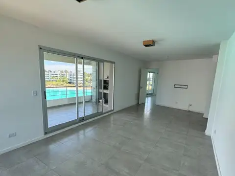 Departamento 4 ambientes con 3 baños