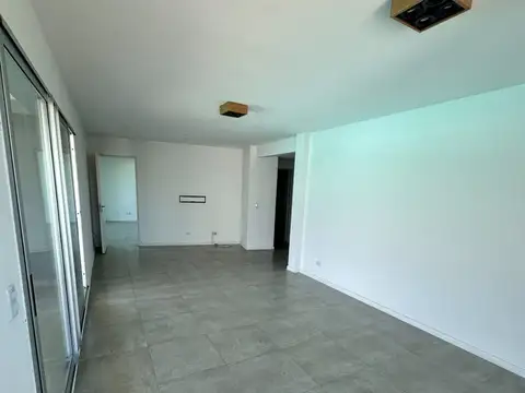 Departamento en Alquiler con 2 cocheras
