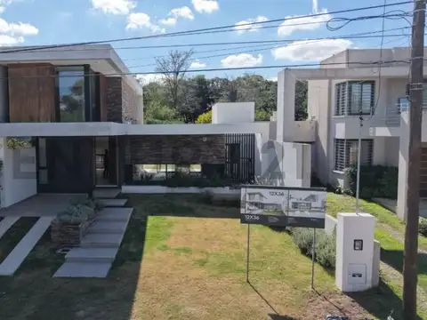 Casa en Venta en Jesus Maria, USD 255.000