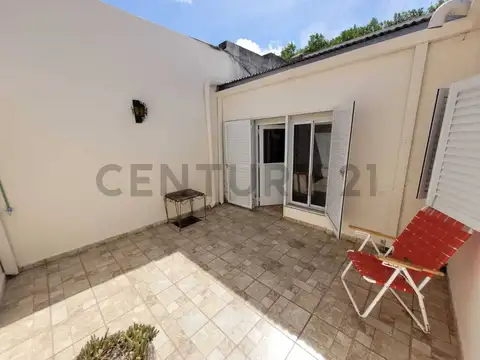 San Martin , calle 27 y de los inmigrantes Verónica CASA + DOS LOCALES A LA VENTA EN VERONICA