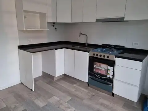 Casa en Venta en Castelar, USD 91.990