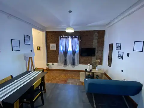 Departamento en Alquiler en Monserrat, $ 850.000