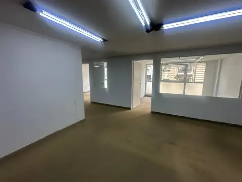 Oficina en Venta 25 años