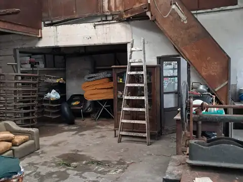 Galpon en Venta 8  mts Frente