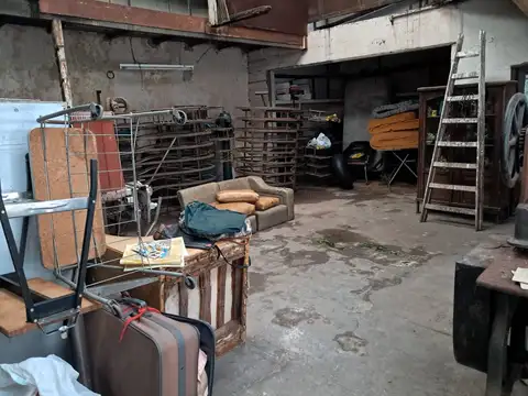 Galpon en Venta 80 años